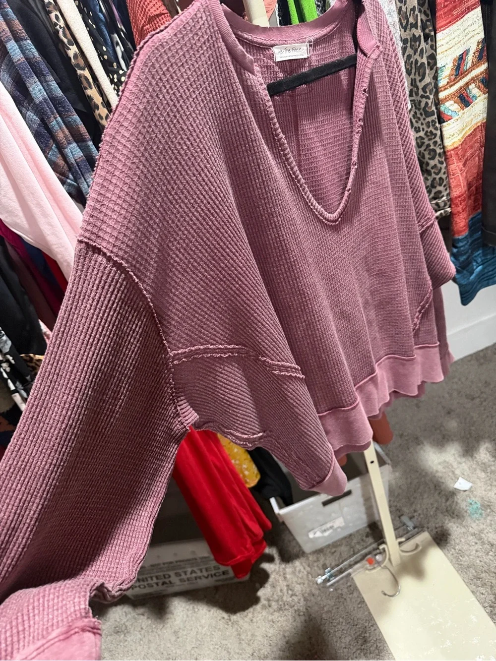 We The Free Dusty Rose Ribbed V-Neck Sweater